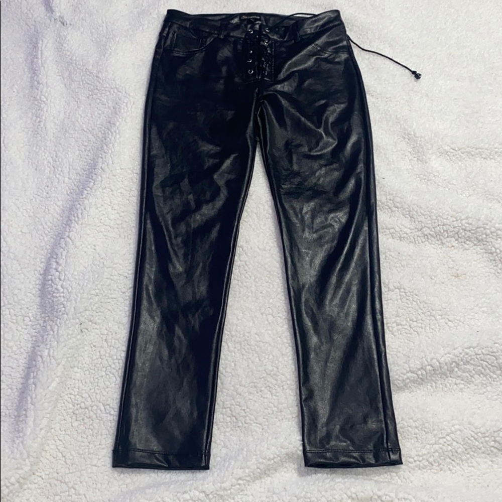 skinny leg leather pants